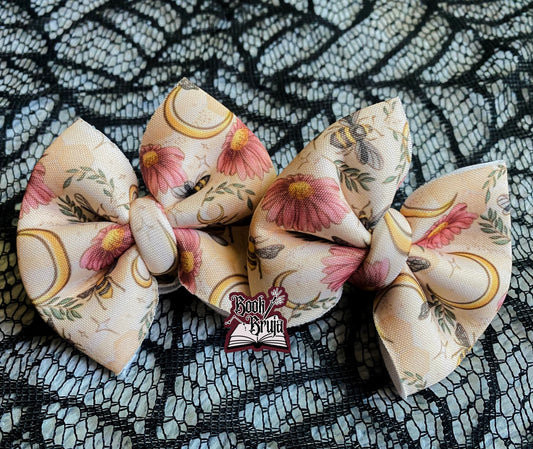 Bee Piggie Bow Set
